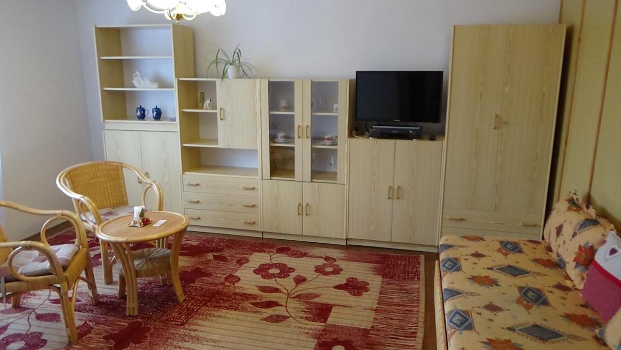 Apartman 6 Km Od Centra Banskej Bystrice Bańska Bystrzyca Zewnętrze zdjęcie